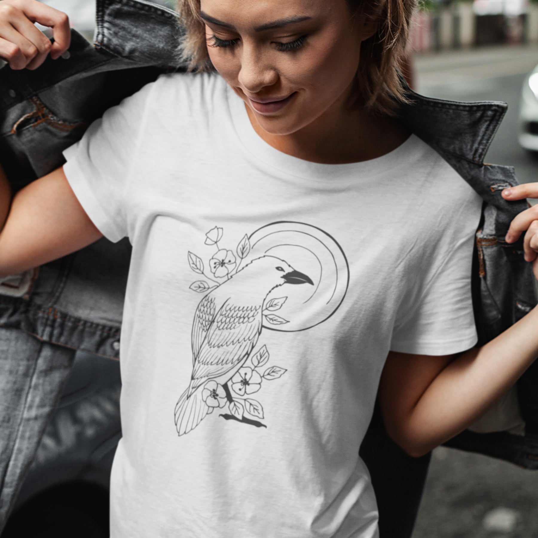 Weißes T-Shirt Krähe